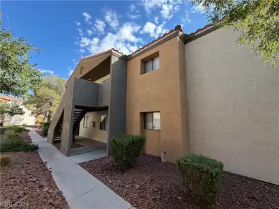 3151 Soaring Gulls Drive 1132, Las Vegas