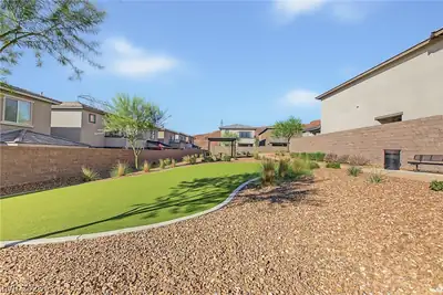 1055 Strada Mazoni, Henderson, NV 89011 