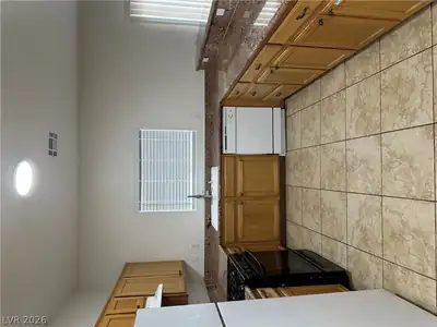 1613 White Skies Court, Las Vegas, NV 89156 Kitchen