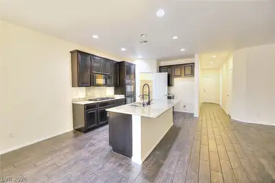 10647 Hyde Corner Avenue, Las Vegas, NV 89166 Kitchen