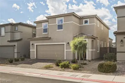 6047 Castle Gardens Avenue, Las Vegas, NV 89130 Front of Structure