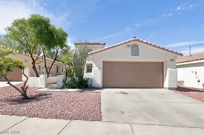 8104 Pursuit Court, Las Vegas