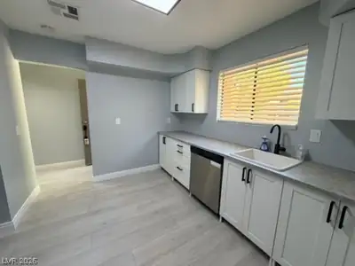 3151 Soaring Gulls Drive 1129, Las Vegas, NV 89128 Kitchen