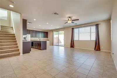 3260 Grayson Lake Court, Las Vegas, NV 89129 Living Room