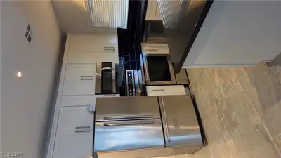2619 Red Rock Street 101, Las Vegas, NV 89146 Kitchen