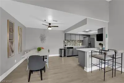 4200 South Valley View Boulevard 3001, Las Vegas, NV 89103 Kitchen