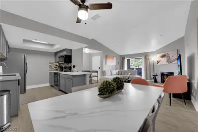 4200 South Valley View Boulevard 3001, Las Vegas, NV 89103 Dining Area