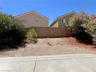 151 Short Ruff Way, Las Vegas, NV 89148 Yard