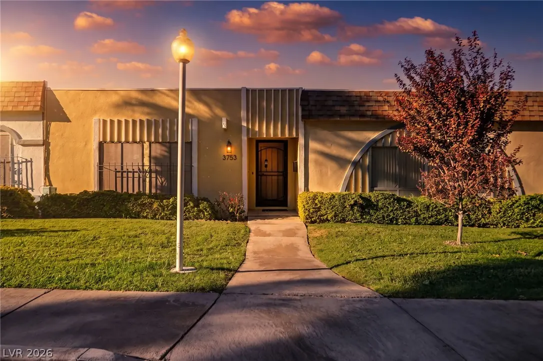3753 Fairlawn Avenue, Las Vegas, NV 89121