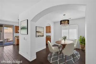 176 BROKEN PUTTER Way, Las Vegas, NV 89148 Dining Area