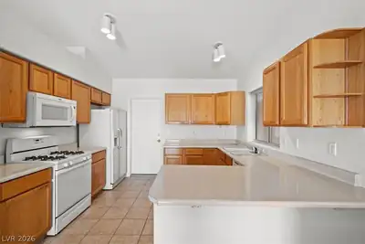 3535 Barrel Bronco Court, North Las Vegas, NV 89032 Kitchen
