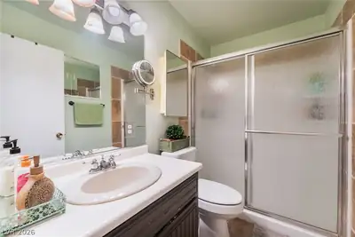 1324 Appaloosa Road, Boulder City, NV 89005 Primary Bathroom