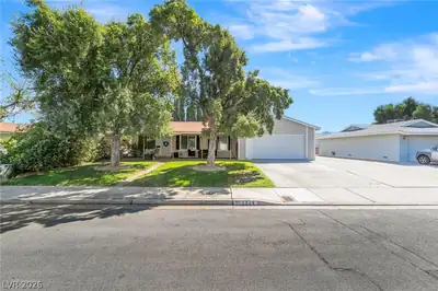 1324 Appaloosa Road, Boulder City, NV 89005 Front of Structure