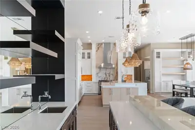 5624 North Dapple Gray Road, Las Vegas, NV 89149 Kitchen