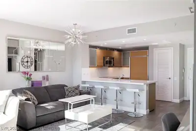 222 Karen Avenue 3104, Las Vegas, NV 89109 Living Room