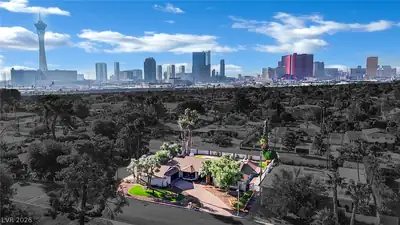 1244 Park Circle Las Vegas, NV 89102