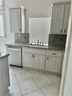 9201 Forest Manor Court, Las Vegas, NV 89134 Kitchen