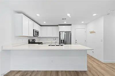 10773 Ditchburn Court, Las Vegas, NV 89166 Kitchen