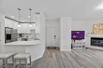 2900 Sunridge Heights Parkway 1022, Henderson, NV 89052 Living Room