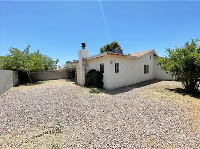 1625 Crest Haven Avenue, Las Vegas, NV 89108 Back of Structure