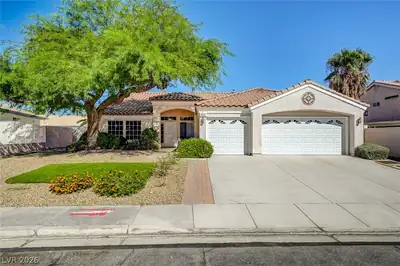 950 Denberry Way, Las Vegas, NV 89123 Front of Structure