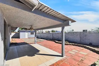 4284 Annie Oakley Drive, Las Vegas, NV 89121 Patio