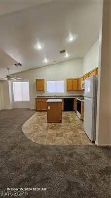 621 Majestic Sky Drive, North Las Vegas, NV 89031 Kitchen