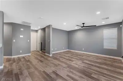10748 CHICKASAW BEND Court, Las Vegas, NV 89129 Living Room