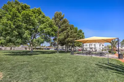 3318 North Decatur Boulevard 2142, Las Vegas