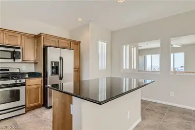 6676 Colorado Spruce Street, Las Vegas, NV 89149 Kitchen