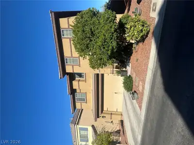 7950 Blue Lake Peak Street, Las Vegas