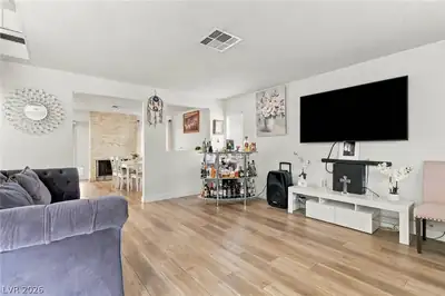 2507 Albemarle Way, Henderson, NV 89014 Living Room
