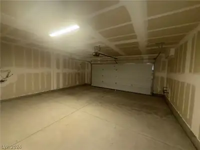 4635 CHESTNUT BARK CT, Las Vegas, NV 89147 Garage