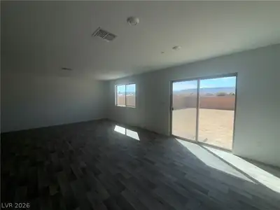 4635 CHESTNUT BARK CT, Las Vegas, NV 89147 Living Room