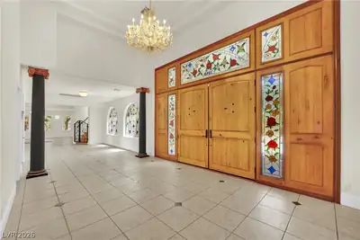 1250 Shadow Lane, Las Vegas, NV 89102 Entrance Foyer