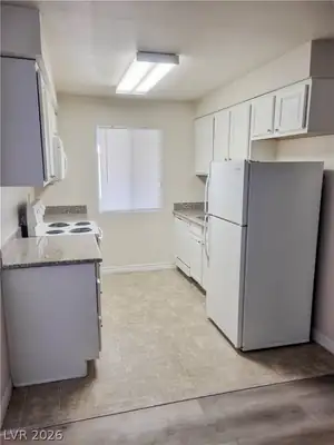 5160 Indian River Drive 346, Las Vegas, NV 89103 Kitchen