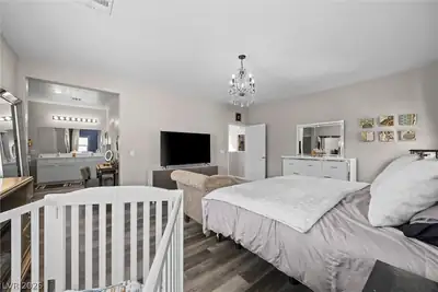 10195 Sunny Peak Court, Las Vegas, NV 89148 Primary Bedroom