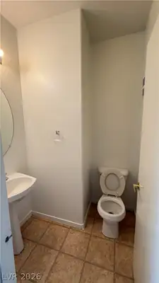 8725 Flamingo Road 225, Las Vegas, NV 89147 Bathroom