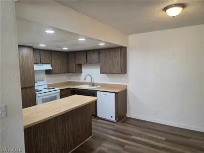 5312 Redberry Street D, Las Vegas, NV 89108 Kitchen