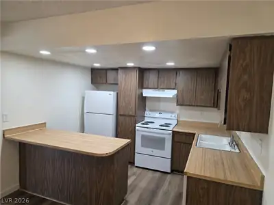 5312 Redberry Street D, Las Vegas, NV 89108 Kitchen