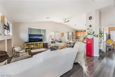 5348 Reardon Court, North Las Vegas, NV 89031 Living Room