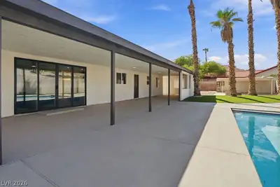 6520 Coley Avenue, Las Vegas, NV 89146 Patio