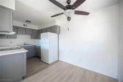 4920 Stanley Avenue, Las Vegas, NV 89115 Kitchen