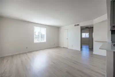 4920 Stanley Avenue, Las Vegas, NV 89115 Living Room