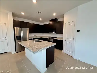 239 Freeport View Place, Henderson, NV 89011 Kitchen