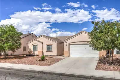 2710 Port Lewis Avenue, Henderson, NV 89052 Front of Structure