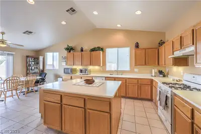 2710 Port Lewis Avenue, Henderson, NV 89052 Kitchen