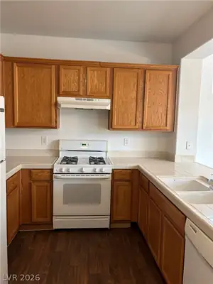 5887 Lustrous Court, Las Vegas, NV 89148 