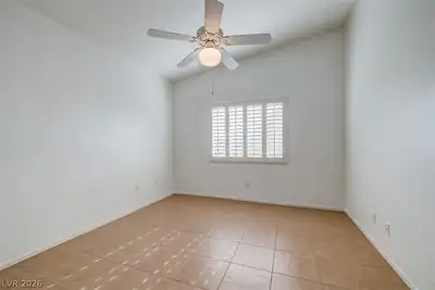 2000 QUARTZ CLIFF Street 203, Las Vegas, NV 89117 Bedroom