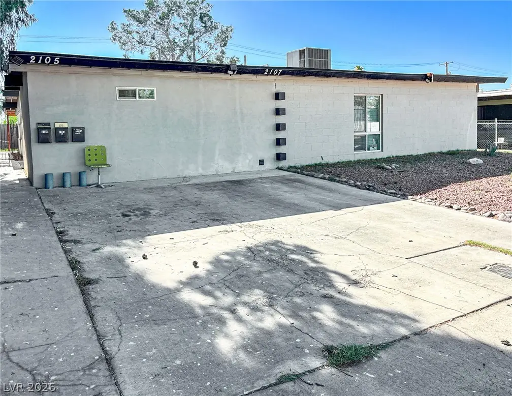 2105 South 15th Street, Las Vegas, NV 89104
